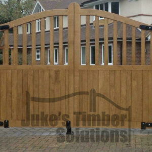Oak Swan Neck Palisade Driveway Gates With Square Spindles in front of house.