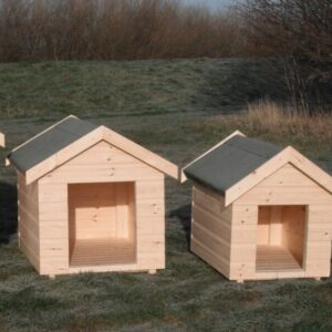4 winter warm wooden dog kennels of various sizes