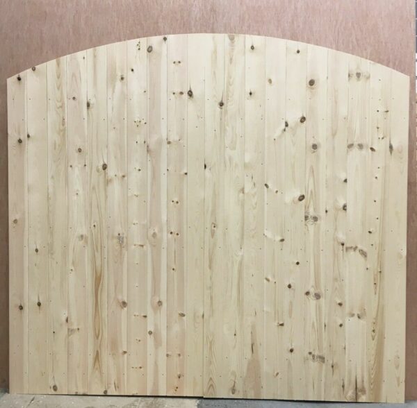 Curved top heavy duty wooden driveway gates